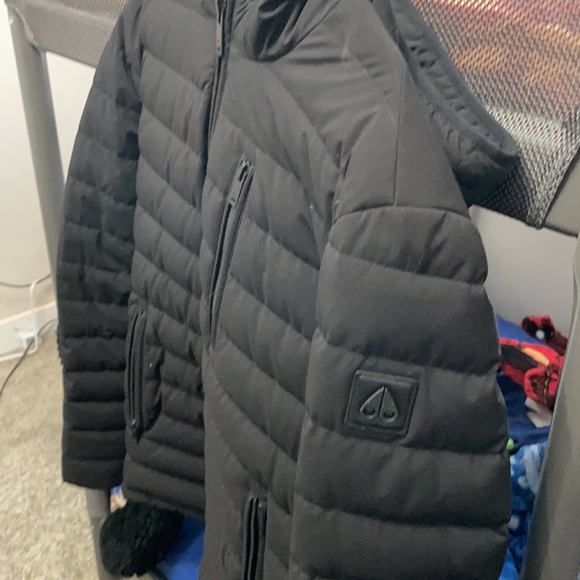 puffer moose knuckle jacket - Picture 3 of 4